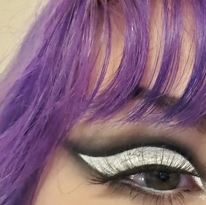 Meet your Posher, Kamriee